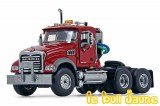 MACK GRANITE tracteur rouge